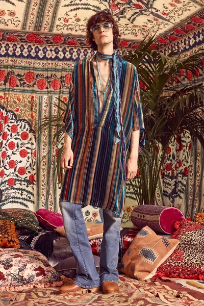 Look 4